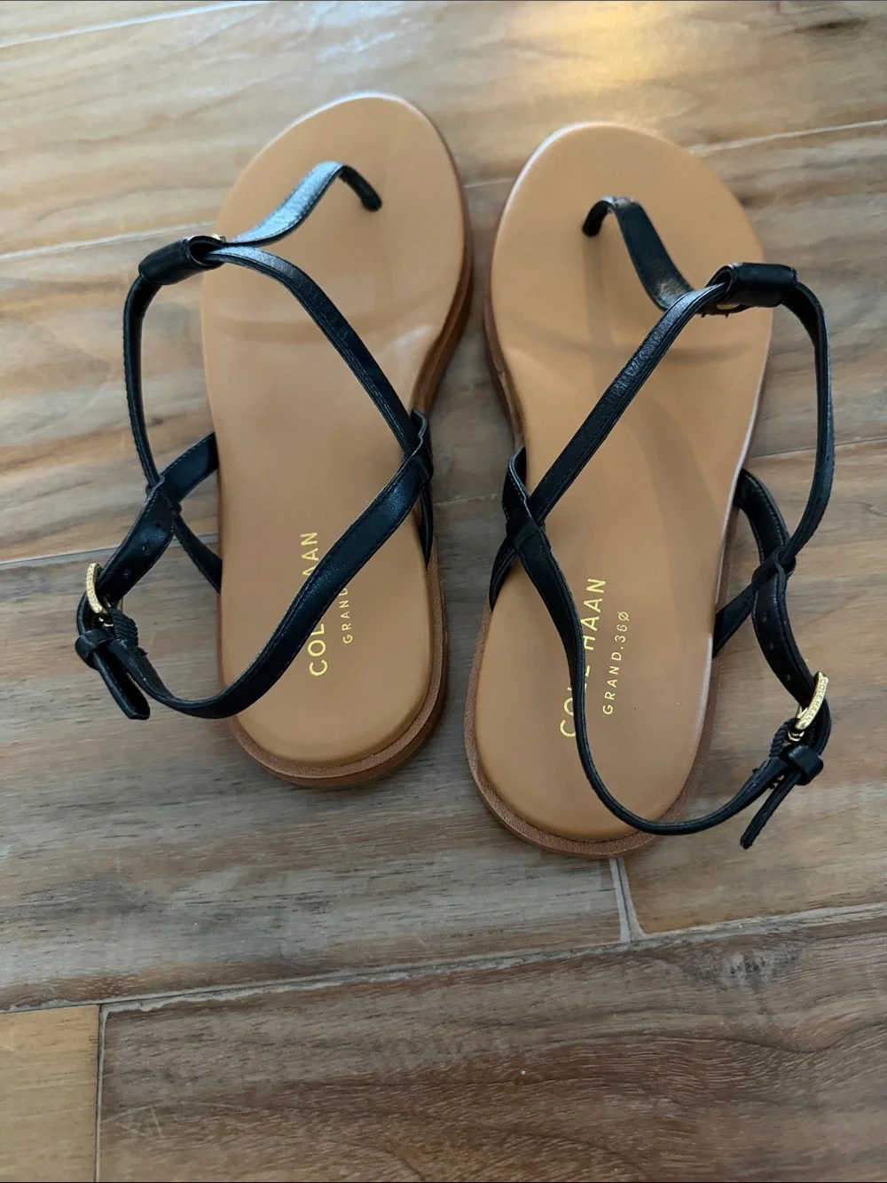 Cole Haan Flora Leather T-Strap Sandals  size 5